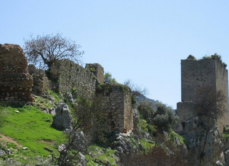 Castillo de Otíñar, Spain